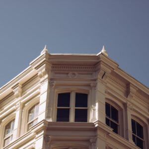 Ornamente decorative exterioare: Un plus de stil și personalitate casei tale